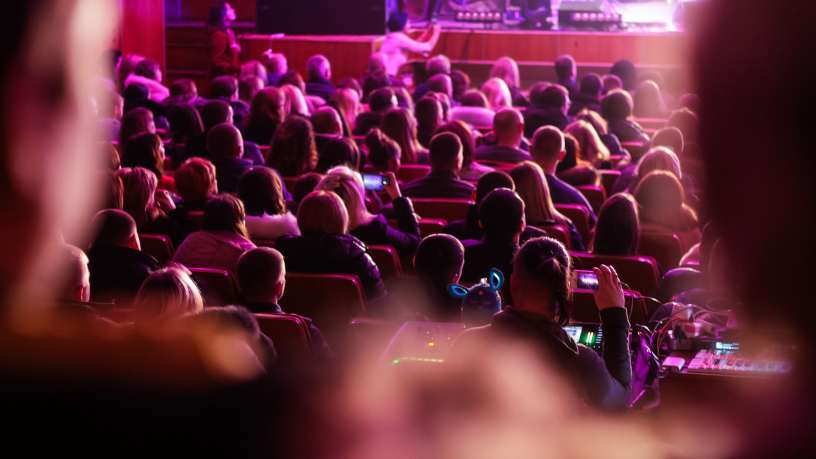Descubra com Sérgio Bento De Araújo como as feiras educacionais se tornaram um verdadeiro termômetro das mudanças na educação.