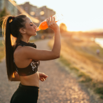 Descubra com Elias Assum Sabbag Junior como embalagens plásticas influenciam a conservação de suplementos nutricionais esportivos.